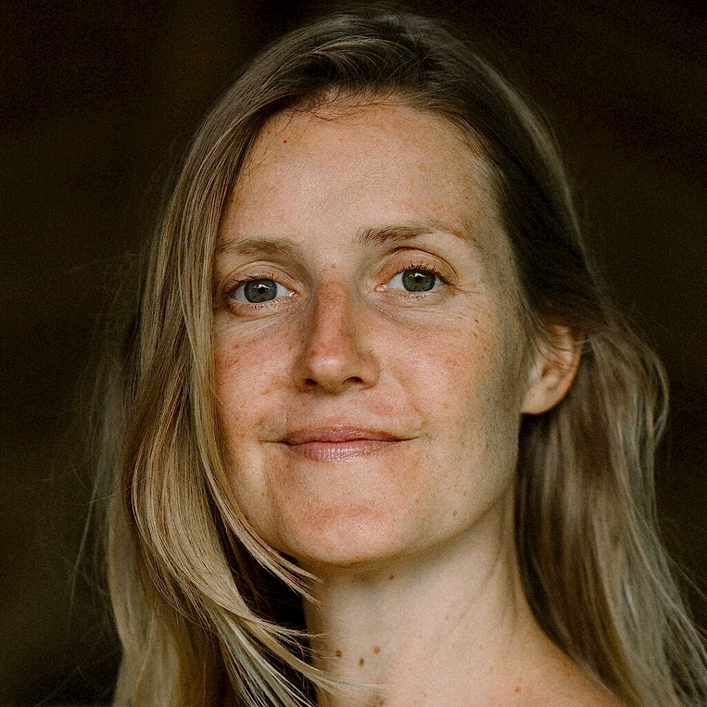 Yogafürdich Yogalehrer Ausbildung Dozentin Frauke Schroth Yogafürdich Yogalehrer Ausbildung Dozentin Frauke Schroth